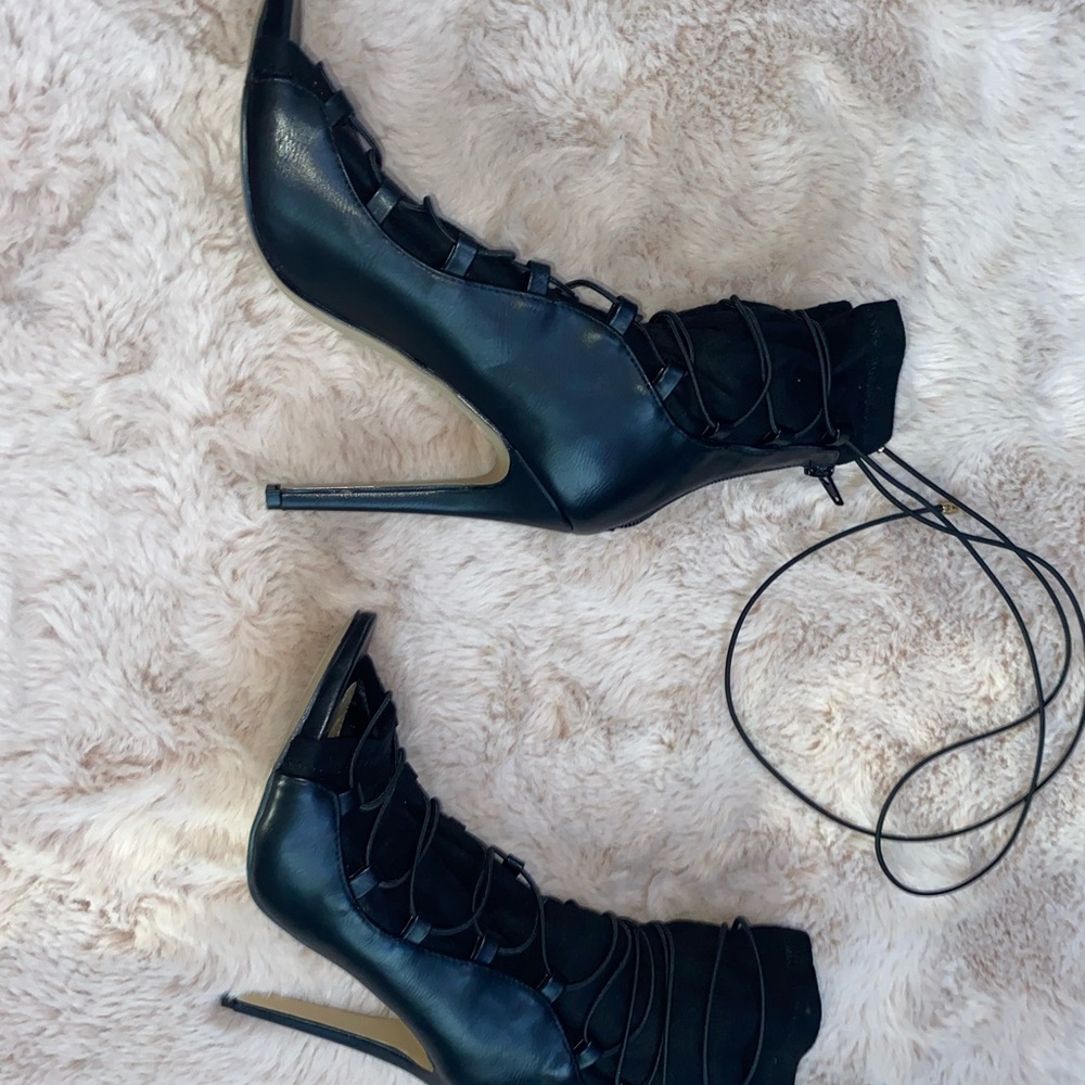 Shoedazzle high heels. Never worn.